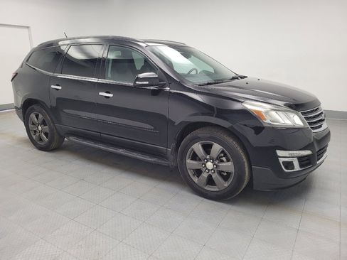 Used 2017 Chevrolet Traverse LT FWD image 11