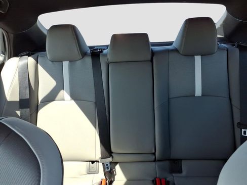 Used 2025 Toyota Camry SE w/ Convenience Package FWD image 17