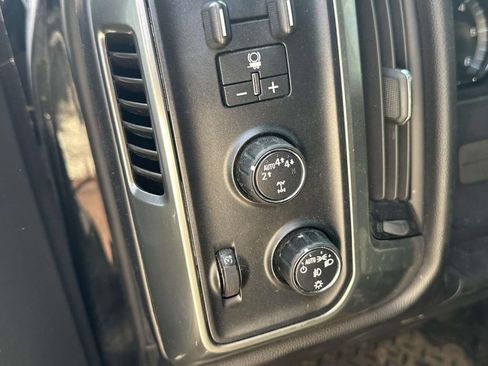 Used 2019 Chevrolet Silverado 1500 LT w/ All Star Edition AWD/4WD image 20