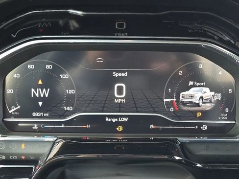 Used 2025 GMC Sierra 1500 SLT w/ SLT Premium Package image 26