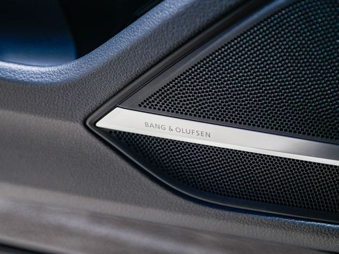 New 2026 Audi A8 L 3.0T AWD/4WD image 23