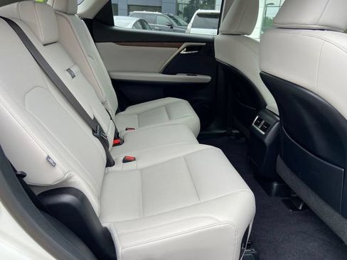 Certified 2021 Lexus RX 350L Premium w/ Premium Package AWD/4WD image 29