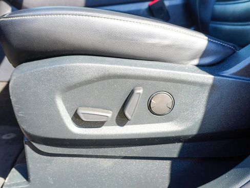 Used 2020 Ford Edge SEL w/ Convenience Package image 39