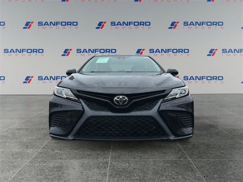 Used 2020 Toyota Camry SE image 8