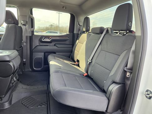 Used 2024 Chevrolet Silverado 1500 LT image 10