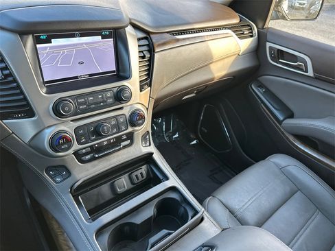 Used 2019 GMC Yukon XL Denali w/ Denali Ultimate Package image 31