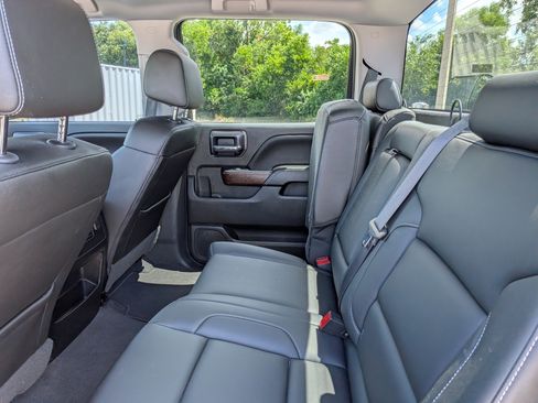 Used 2018 GMC Sierra 1500 SLT w/ SLT Premium Package AWD/4WD image 14