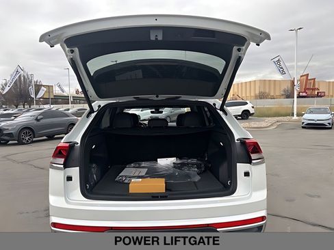 New 2026 Volkswagen Atlas Cross Sport SEL image 14