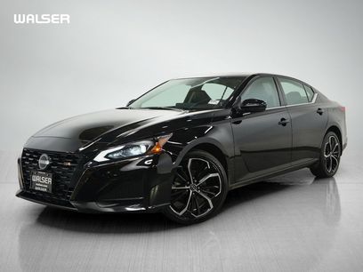 Used 2023 Nissan Altima 2.5 SR w/ SR Premium Package
