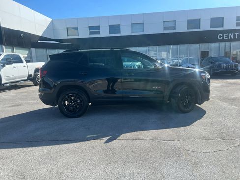 Used 2023 GMC Terrain AT4 w/ Infotainment Package II image 7