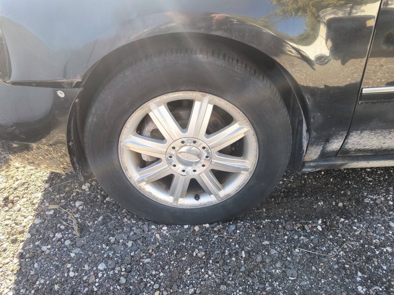Used 2005 Ford Five Hundred Limited AWD/4WD image 10