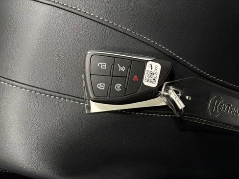 Certified 2025 Buick Enclave Avenir w/ Super Cruise Package image 34