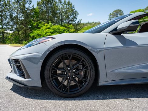 Used 2024 Chevrolet Corvette Stingray Premium Conv w/ Z51 Performance Package RWD image 11