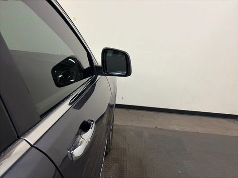 Used 2016 Jeep Grand Cherokee Overland image 11