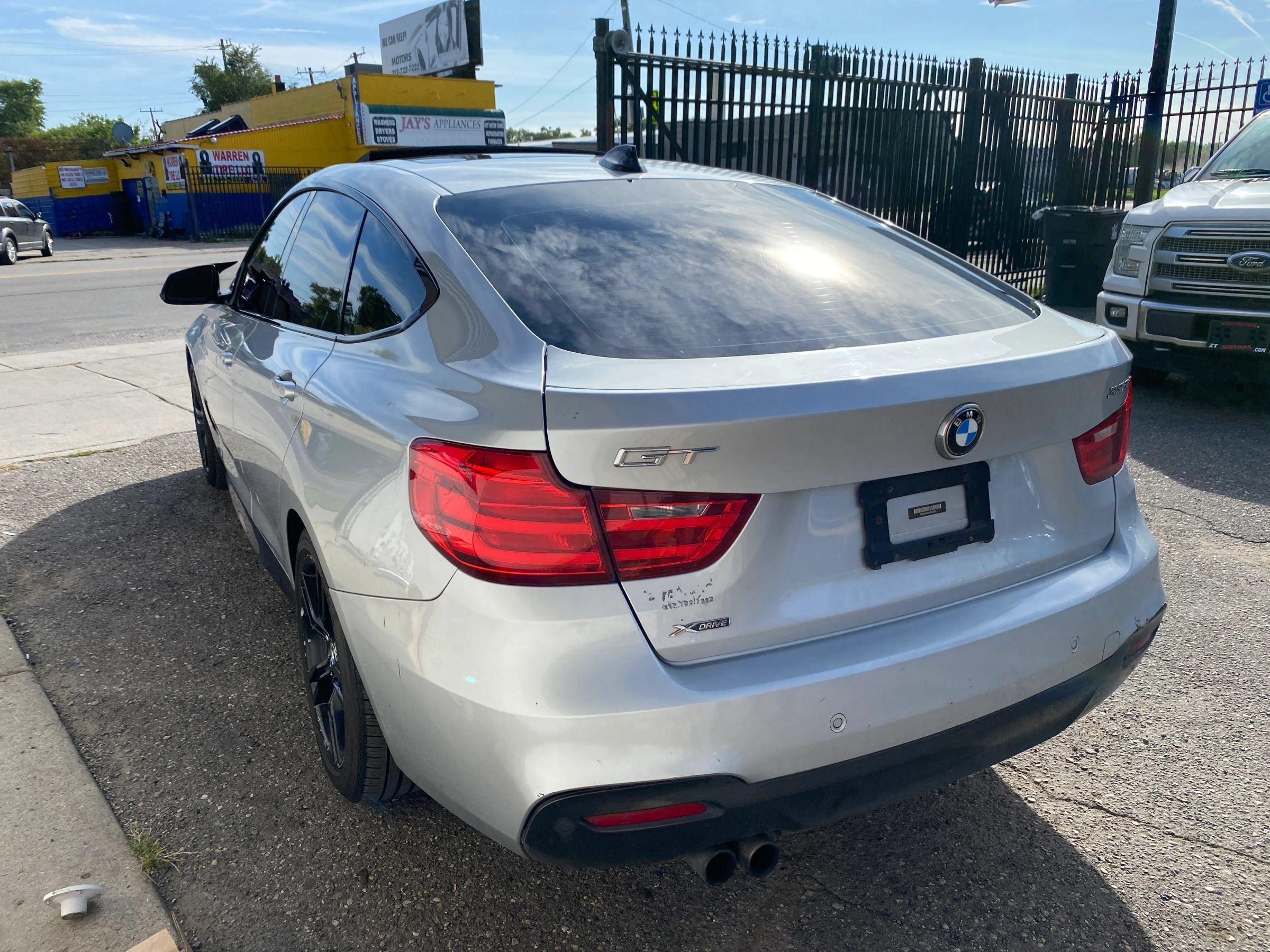 Used 2016 BMW 328i Gran Turismo xDrive AWD/4WD image 2