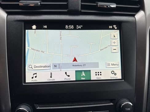 Used 2017 Ford Fusion SE w/ Fusion SE Technology Package image 23