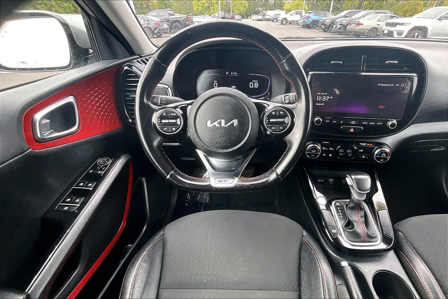 Used 2023 Kia Soul GT-Line FWD image 5