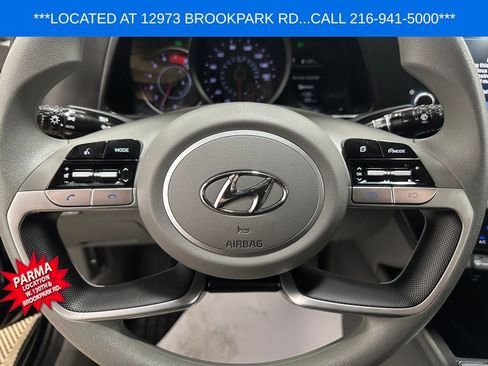 Used 2023 Hyundai Elantra SEL image 12