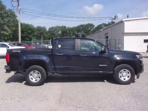 Used 2018 Chevrolet Colorado W/T w/ WT Convenience Package AWD/4WD image 8