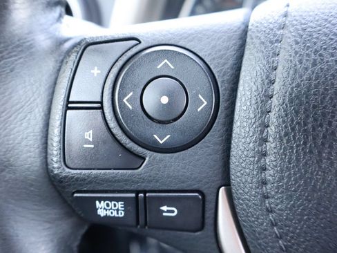 Used 2013 Toyota RAV4 Limited FWD image 29