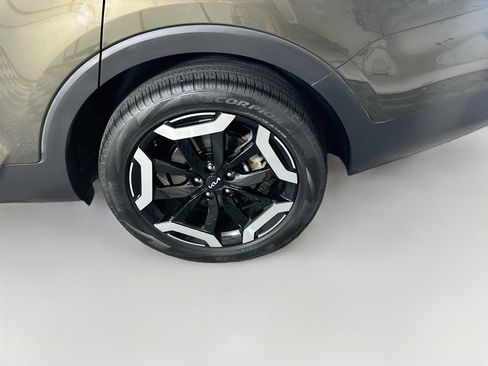 Used 2025 Kia Telluride S AWD/4WD image 11