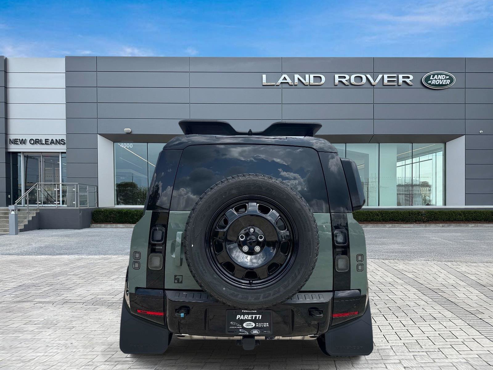 New 2026 Land Rover Defender 110 AWD/4WD image 6