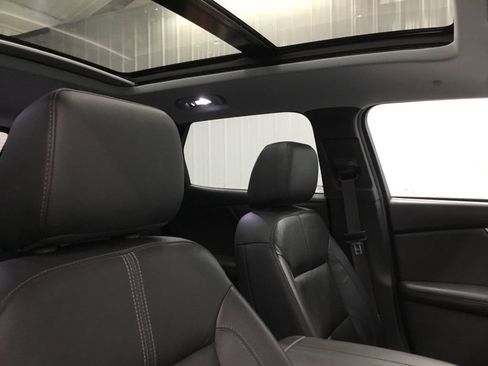 Used 2019 Chevrolet Blazer LT w/ Sun and Wheels Package image 19