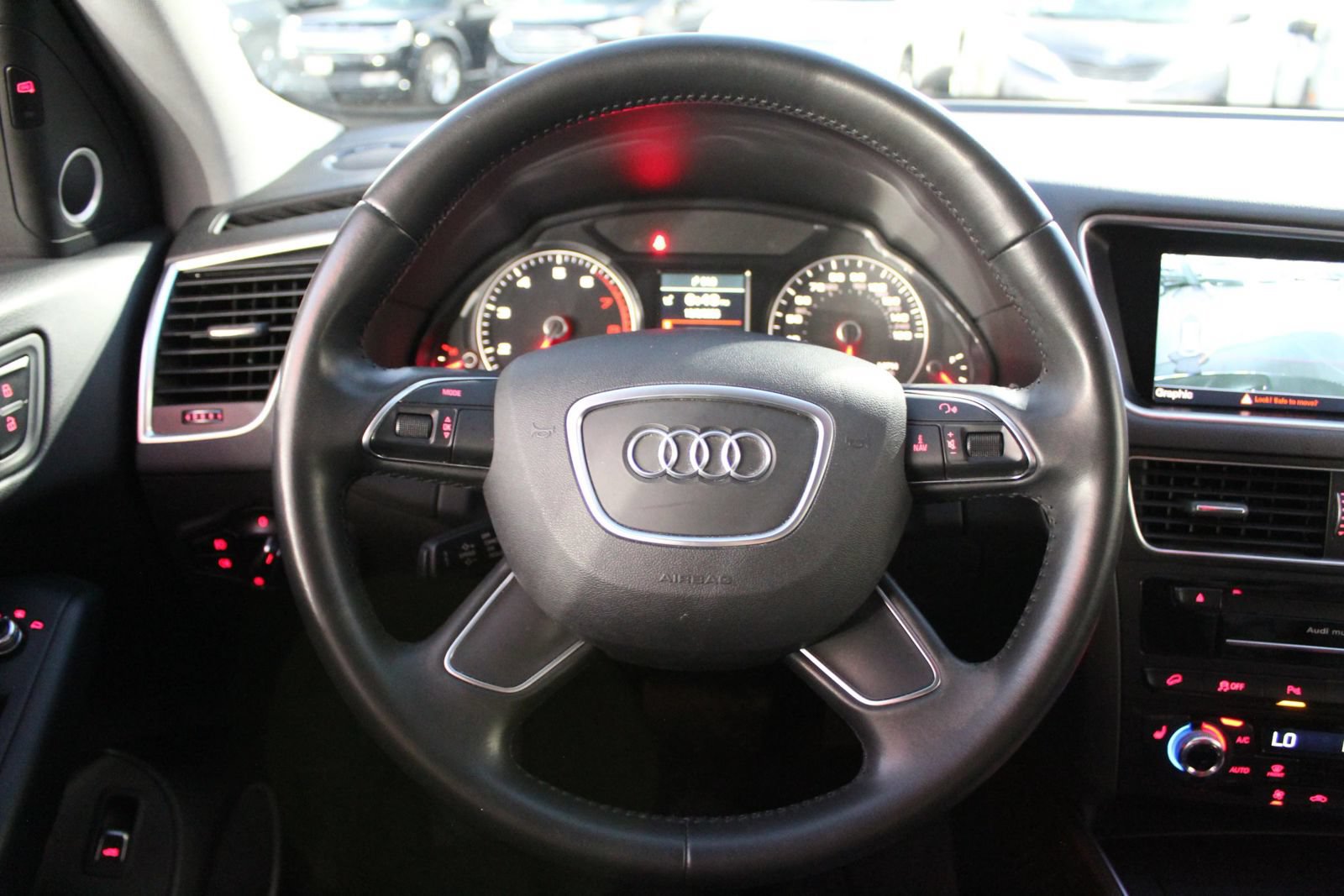 Used 2016 Audi Q5 2.0T Premium Plus w/ Technology Package AWD/4WD image 15