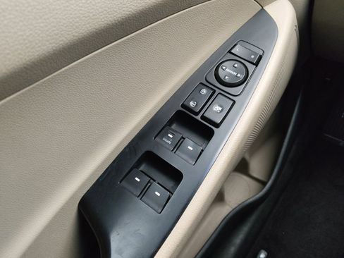 Used 2016 Hyundai Tucson SE FWD image 27