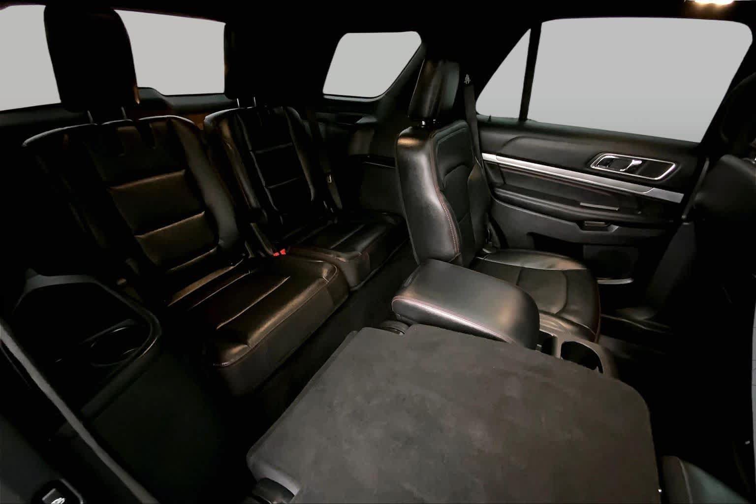 Used 2019 Ford Explorer Sport w/ Equipment Group 401A AWD/4WD image 18