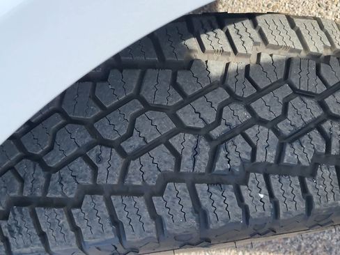 Used 2020 RAM 1500 Laramie w/ Off Road Group image 10