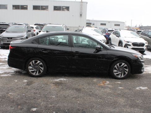 Certified 2025 Subaru Legacy Limited image 4