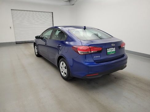 Used 2017 Kia Forte LX FWD image 5