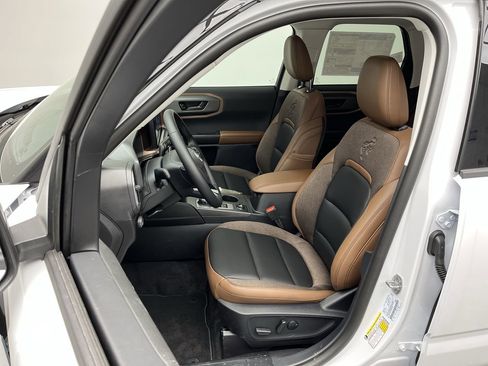 New 2026 Ford Bronco Sport Outer Banks AWD/4WD image 9