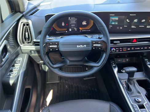New 2026 Kia Sorento S w/ S Panoramic Sunroof Package FWD image 12
