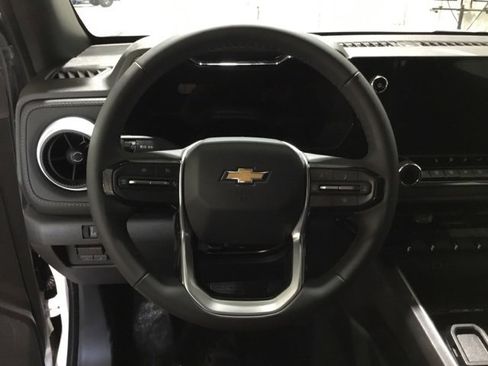 New 2024 Chevrolet Colorado LT w/ LT Convenience Package II image 31