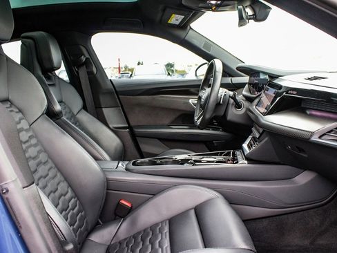 Used 2022 Audi e-tron GT Prestige w/ Prestige Package image 41