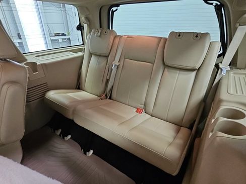 Used 2015 Ford Expedition Limited w/ Equipment Group 301A RWD image 35