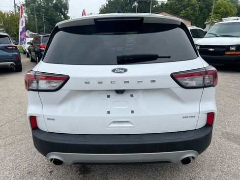Used 2022 Ford Escape SE w/ Cold Weather Package AWD/4WD image 4