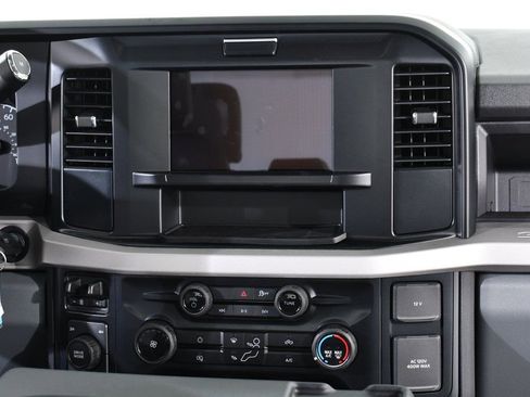 New 2025 Ford F350 XL w/ XL Chrome Package AWD/4WD image 9