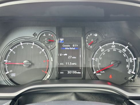 Used 2024 Toyota 4Runner SR5 Premium w/ TRD Black Wheel Package (TMS) image 45