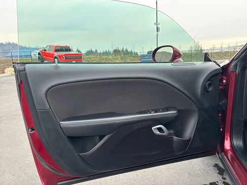 Used 2022 Dodge Challenger GT w/ Blacktop Package image 23