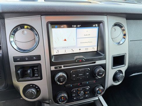 Used 2017 Ford Expedition EL XLT w/ Equipment Group 202A AWD/4WD image 23