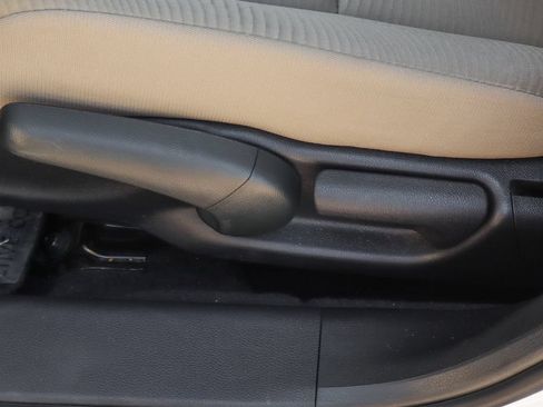 Used 2017 Honda Accord LX image 19