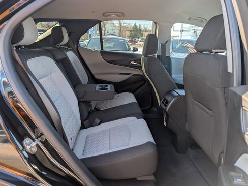 Used 2024 Chevrolet Equinox LS w/ LS Convenience Package image 17