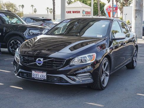 Used 2016 Volvo S60 T6 R-Design Platinum image 4