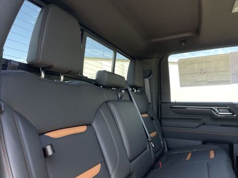 New 2026 GMC Sierra 2500 AT4 w/ AT4 Premium Plus Package AWD/4WD image 27