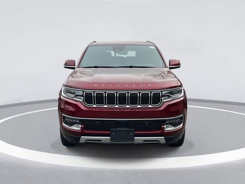 Used 2022 Jeep Wagoneer Series II image 2