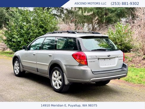 Used 2007 Subaru Outback 2.5i Limited image 3