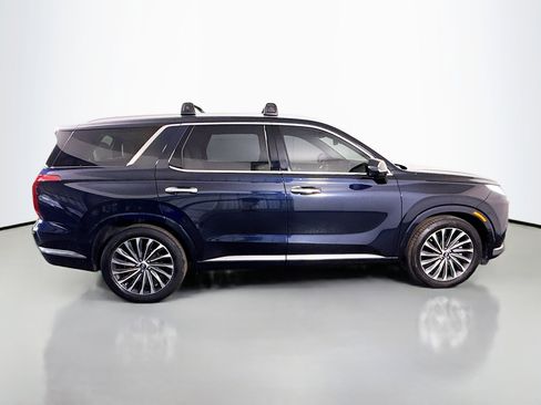 Used 2023 Hyundai Palisade Calligraphy image 11